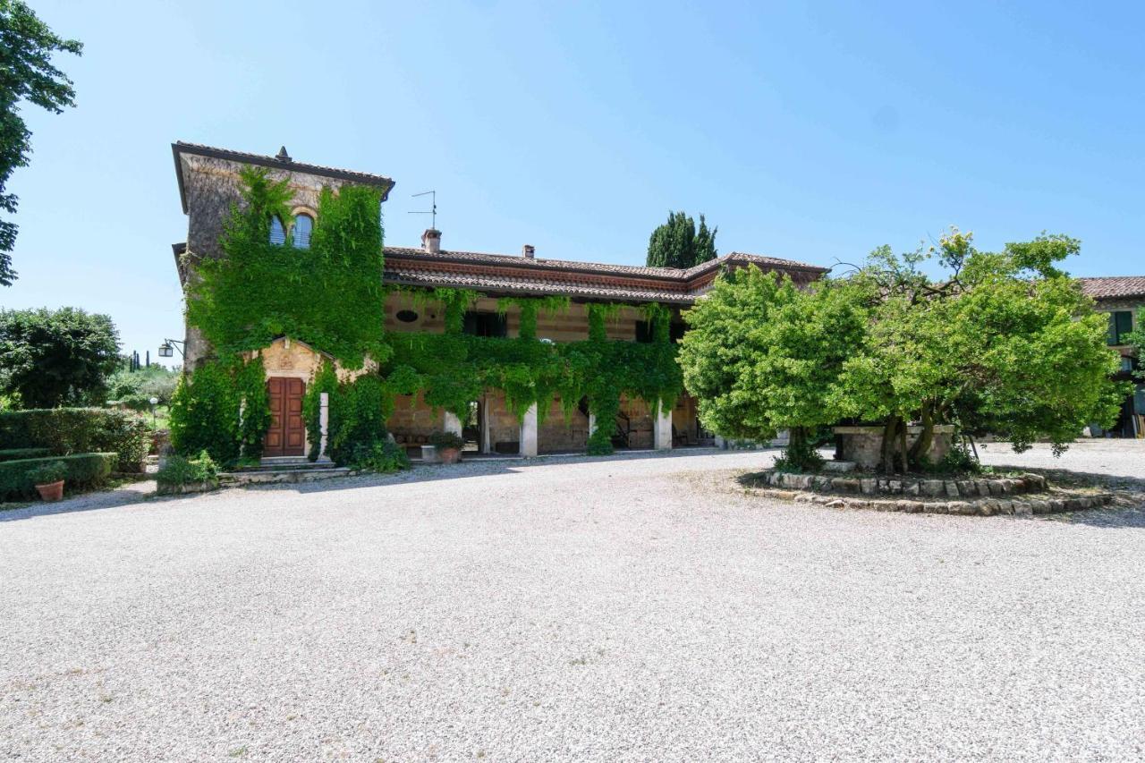Villa Betteloni Valpolicella Suites San Pietro in Cariano Bagian luar foto